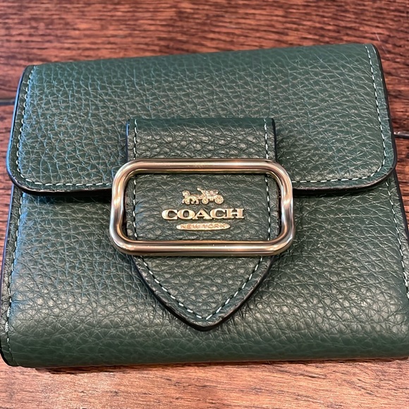 NWT Coach snap wallet